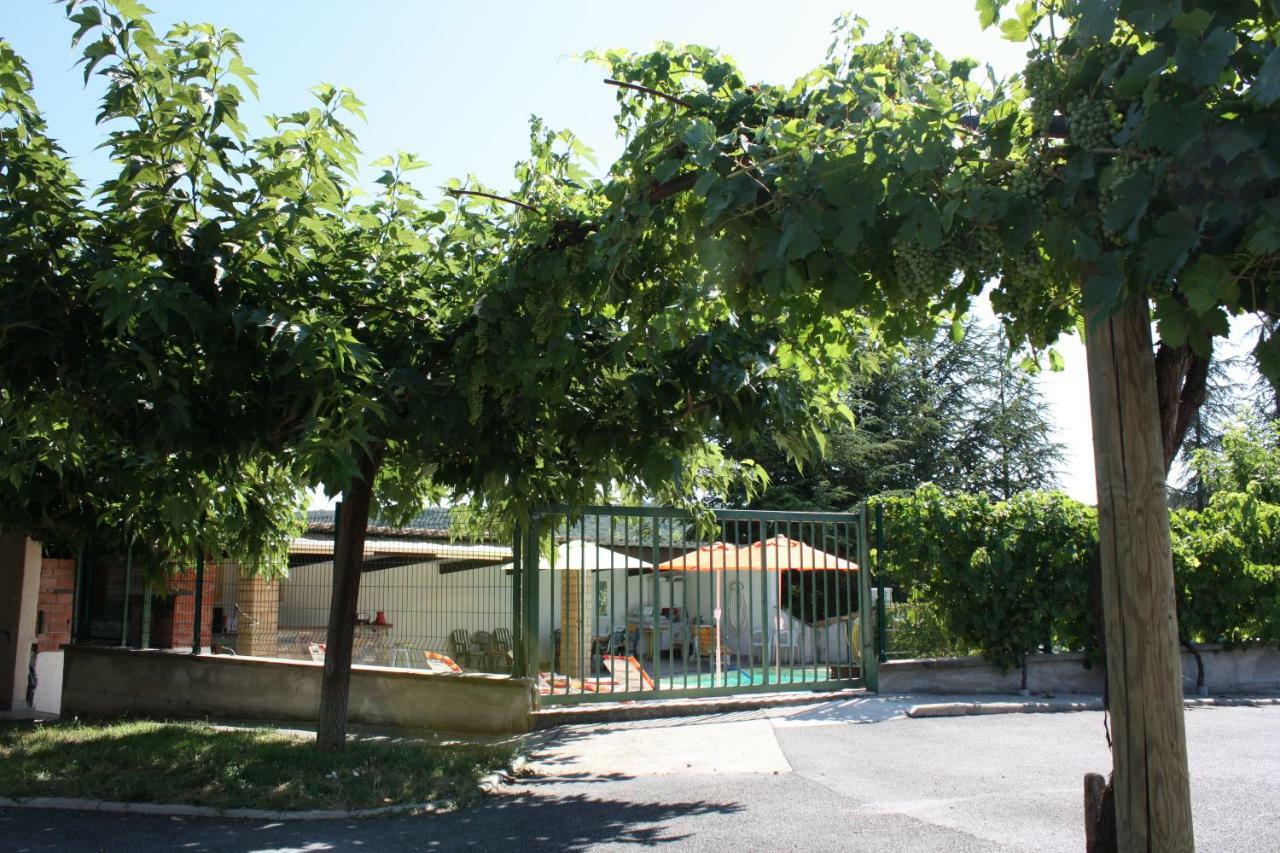 Domaine De Charoussas Le Mas De Mon Pere Lagorce  Exterior photo